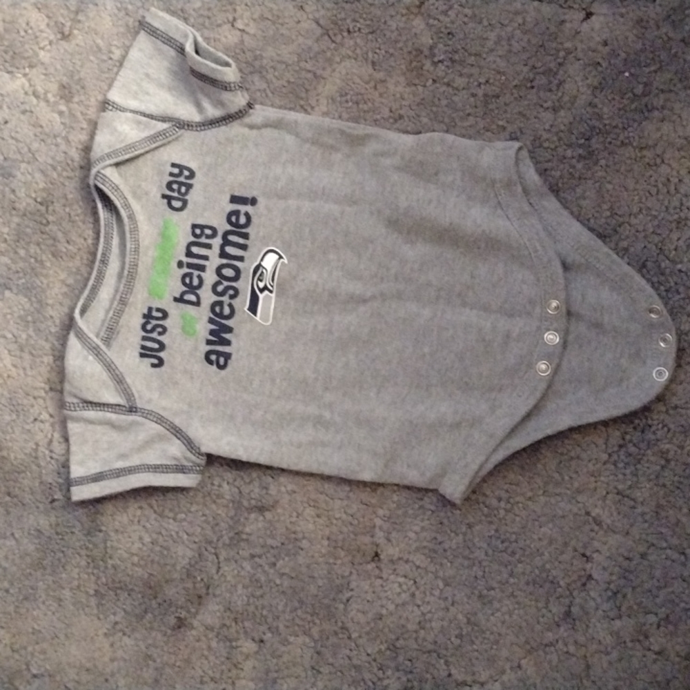 NFL Apparel Seahawks infant boys bodysuit 3/6 mos